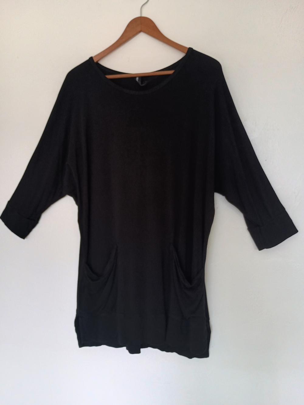 Women’s Black Pocket Tunic Top